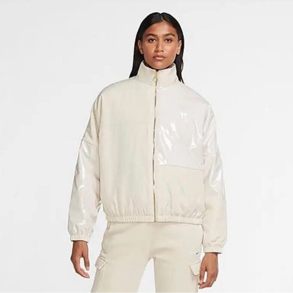 Nike Women's Sportswear Icon Clash Synthetic-Fill Jacket in Oatmeal Size Small